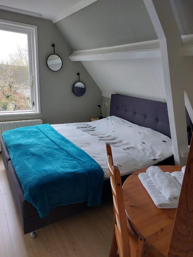 Bed & Breakfast D'Ouwe Smidse Kamperland Bagian luar foto