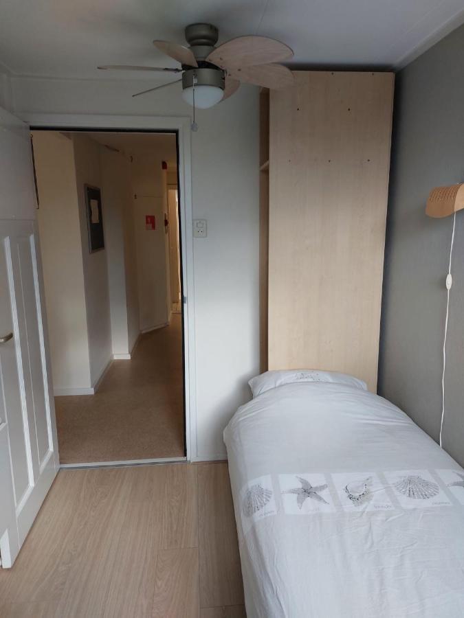 Bed & Breakfast D'Ouwe Smidse Kamperland Bagian luar foto