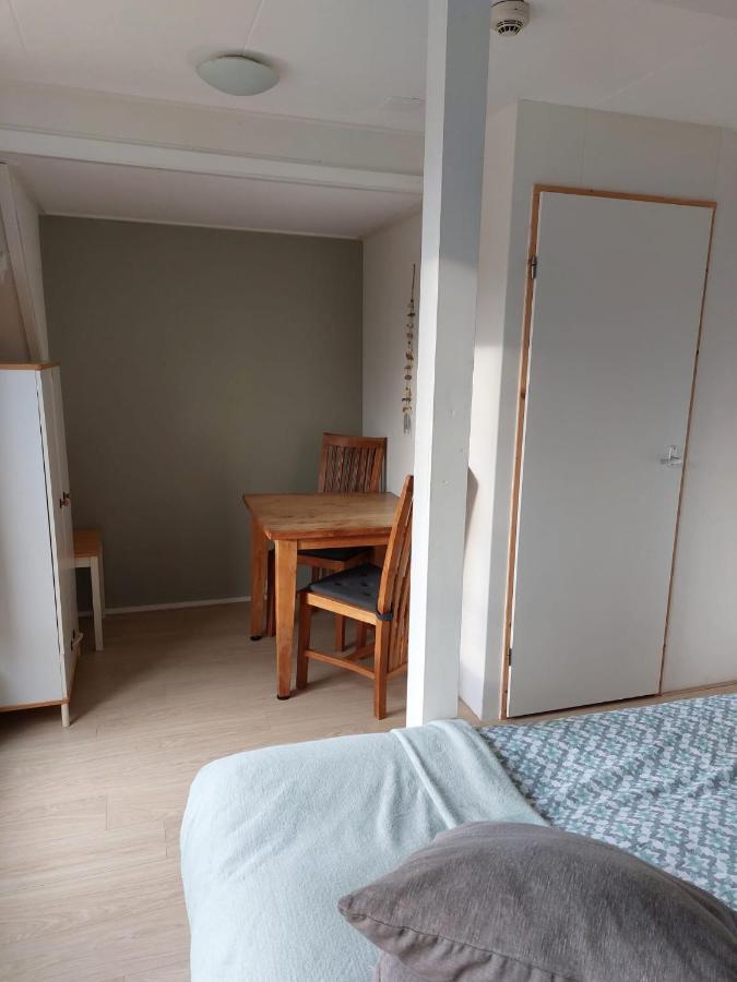 Bed & Breakfast D'Ouwe Smidse Kamperland Bagian luar foto