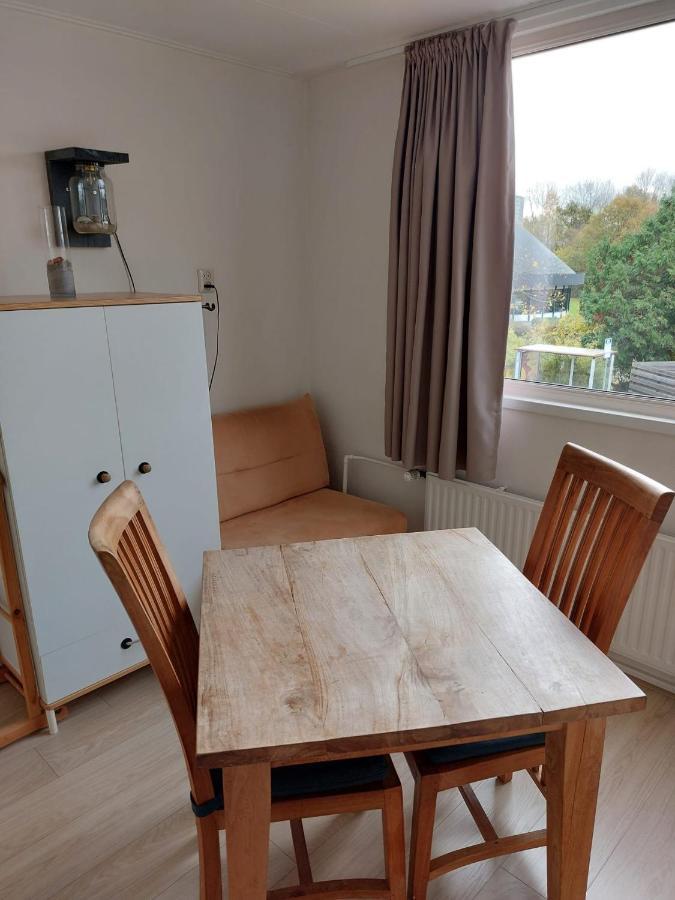 Bed & Breakfast D'Ouwe Smidse Kamperland Bagian luar foto