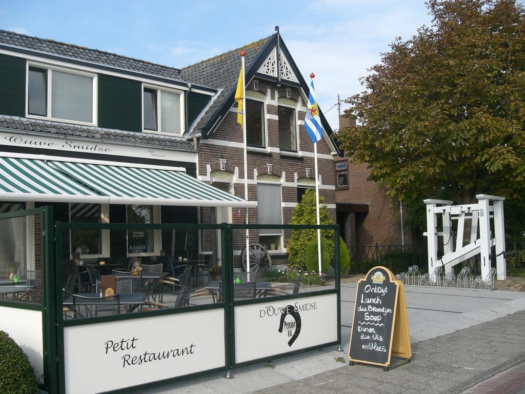 Bed & Breakfast D'Ouwe Smidse Kamperland Bagian luar foto